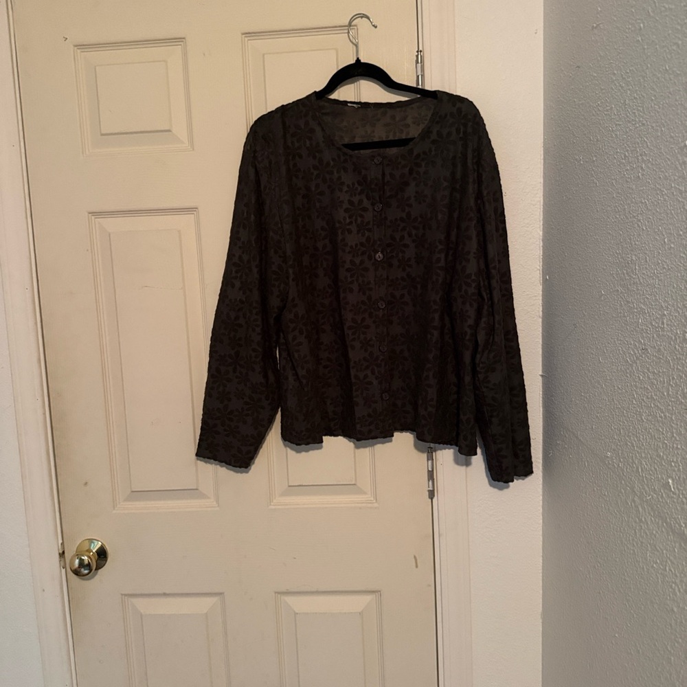 Vintage Textured Floral Cardigan in Deep Green